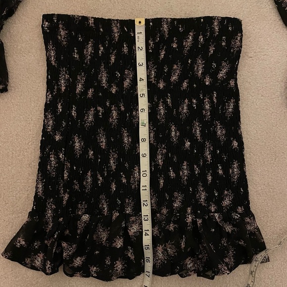 Almost Famous crop top and mini skirt set-medium NWOT - Picture 9 of 12